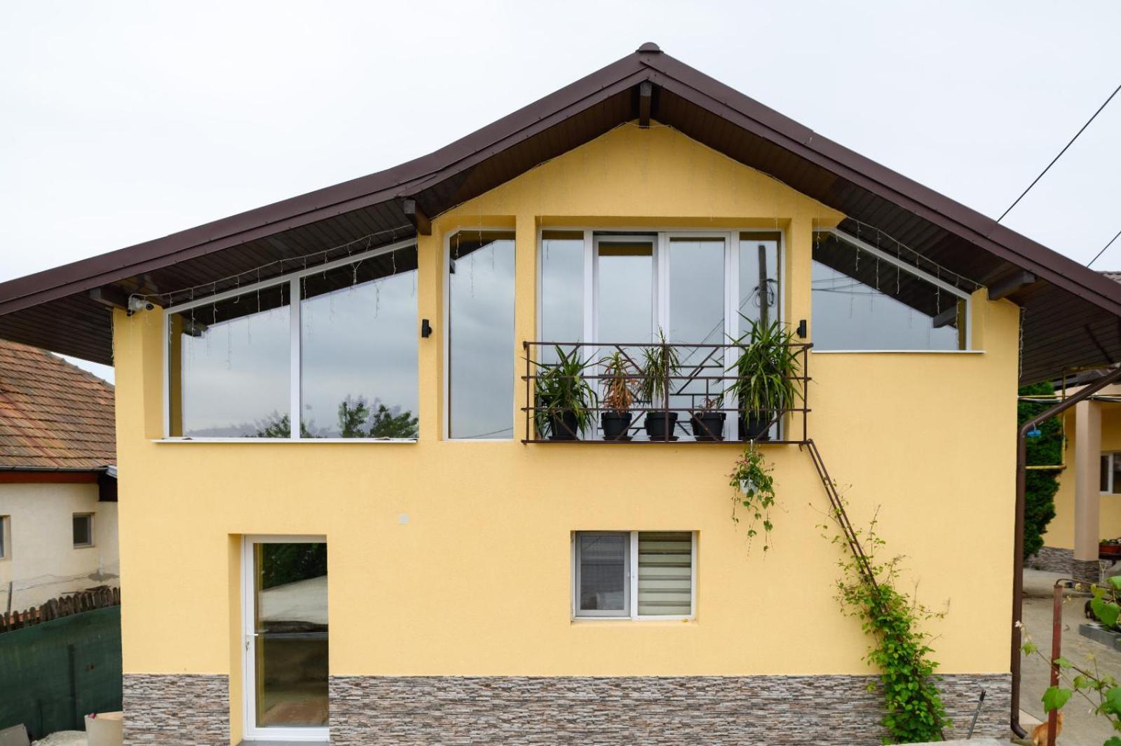 Luxury Attic Villa Curtea De Arges Ngoại thất bức ảnh